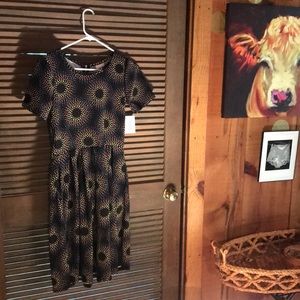 LulaRoe Amelia- size small-NWT